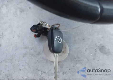 2018 Toyota Rav4 Xle из США, поврежденный, VIN 2T3WFREV6JW483203